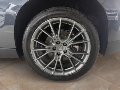 Leapmotor C10 C10 REEV 28.4 kWh Design REEV Hybrid A