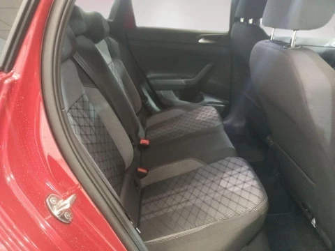 Volkswagen Taigo R-Line 1.0 TSI 81 kW (110 CV) DSG