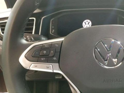 Volkswagen Taigo R-Line 1.0 TSI 81 kW (110 CV) DSG