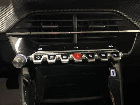 Peugeot 208 Style HYBRID 110 eDCS6