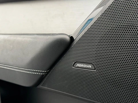 Land Rover Range Rover Velar 2.0 D180 132kW R-Dynamic S 4WD Auto