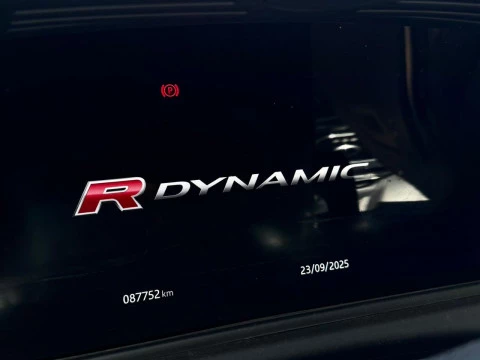 Land Rover Range Rover Velar 2.0 D180 132kW R-Dynamic S 4WD Auto