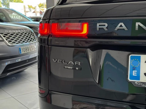 Land Rover Range Rover Velar 2.0 D180 132kW R-Dynamic S 4WD Auto