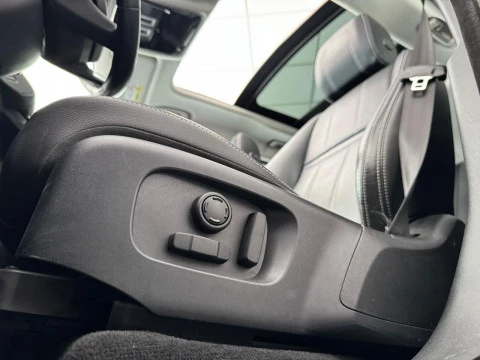 Land Rover Range Rover Velar 2.0 D180 132kW R-Dynamic S 4WD Auto