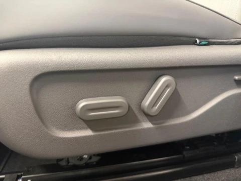 Leapmotor B10 B10 REEV 18.8 kWh Design Auto