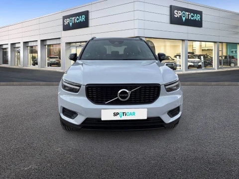 Volvo XC40 1.5 T2 R-Design Auto