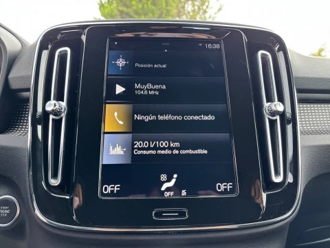 Volvo XC40 1.5 T2 R-Design Auto