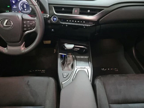Lexus UX 2.0 250h Business