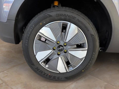 EBRO S400 1.5 DHE HEV Excellence CVT