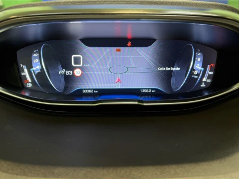 Peugeot 5008 BlueHDi 130 SANDS Allure 96 kW (130 CV)