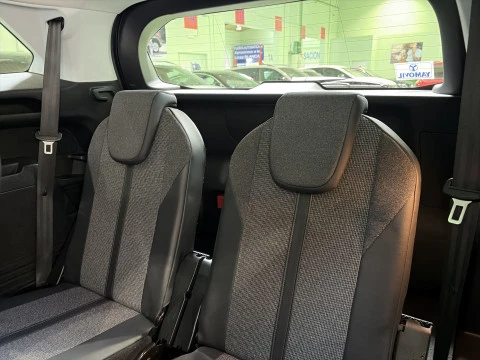 Peugeot 5008 BlueHDi 130 SANDS Allure 96 kW (130 CV)