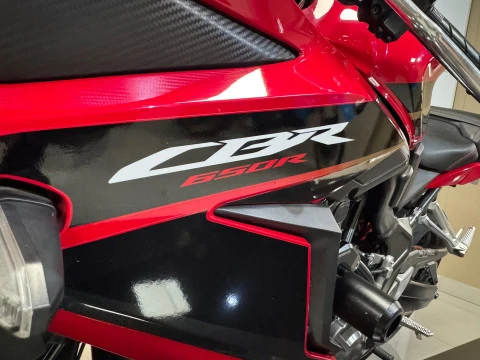 Honda CBR 650 R R