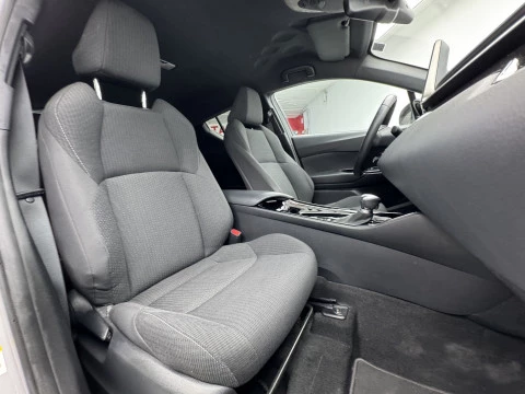 Toyota C-HR 1.8 125H Advance