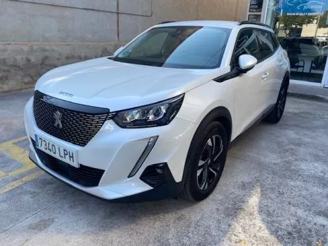 Peugeot 2008 Allure Puretech 130 S&S BVM6 Peugeot 2008 Allure Puretech 130 S&S BVM6