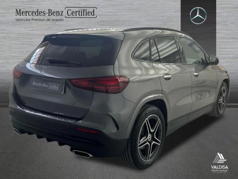 Mercedes-Benz GLA 200 d