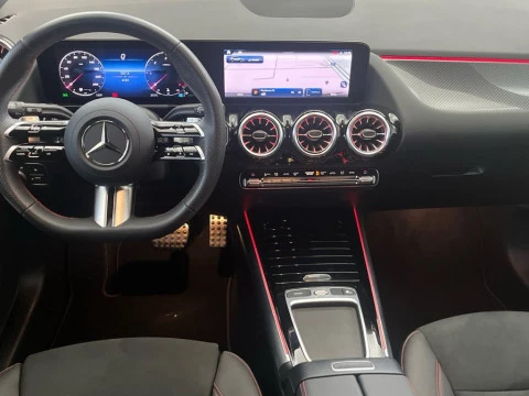 Mercedes-Benz GLA 200 d