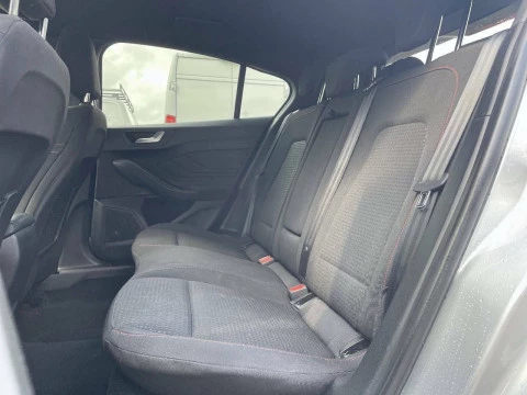 Ford Focus 1.0 Ecoboost MHEV 92kW ST-Line