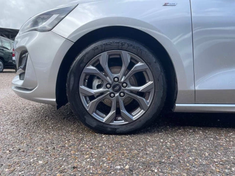 Ford Focus 1.0 Ecoboost MHEV 92kW ST-Line