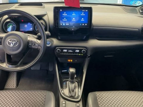 Toyota Yaris 1.5 120H Style Plus