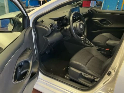 Toyota Yaris 1.5 120H Style Plus