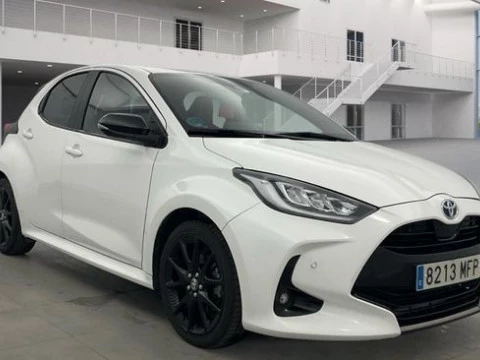 Toyota Yaris 1.5 120H Style Plus