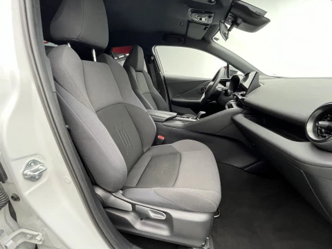 Toyota C-HR 1.8 140H Advance