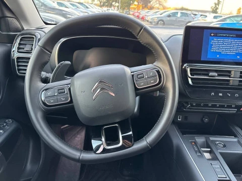 Citroën C5 Aircross Hybrid 225 e-EAT8 Shine Pack Citroën C5 Aircross Hybrid 225 e-EAT8 Shine Pack