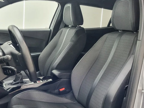 Peugeot 2008 Allure Puretech 100 S&S 6 Vel. MAN