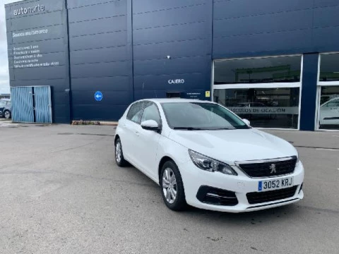 Peugeot 308 1.5 BLUEHDI 73KW BUSINESS LINE 100 5P Peugeot 308 1.5 BLUEHDI 73KW BUSINESS LINE 100 5P