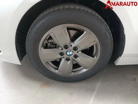 BMW Serie 1  118d  Auto. Business