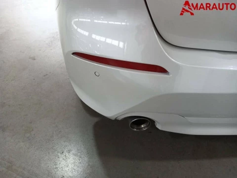 BMW Serie 1  118d  Auto. Business