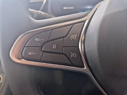 Renault Clio Techno full hybrid E-Tech 145 (103Kw)