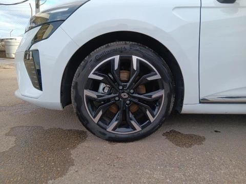 Renault Clio Techno full hybrid E-Tech 145 (103Kw)