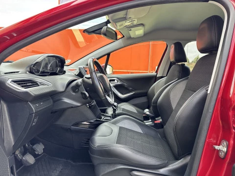 Peugeot 2008 BlueHDi 100 SANDS Allure 74 kW (100 CV)