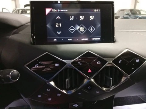 DS 3 Crossback BlueHDi 81 kW Manual SO CHIC