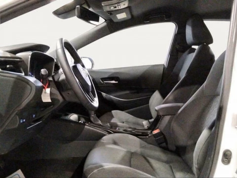 Toyota Corolla 1.8 125 Híbrido Active Tech E-CVT 90 kW (122 CV)