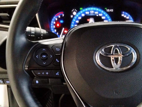 Toyota Corolla 1.8 125 Híbrido Active Tech E-CVT 90 kW (122 CV)