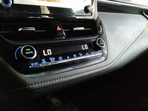 Toyota Corolla 1.8 125 Híbrido Active Tech E-CVT 90 kW (122 CV)