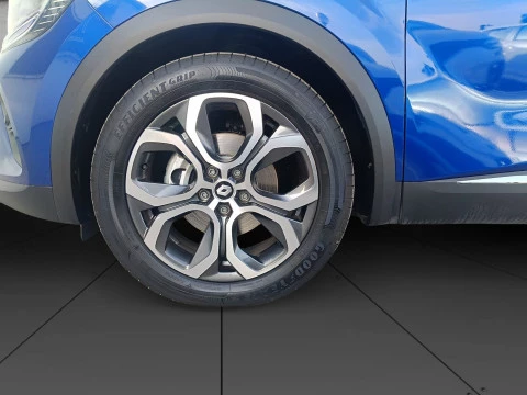 Renault Captur  E-TECH Hibrido Enchufable Fast Track 117kW