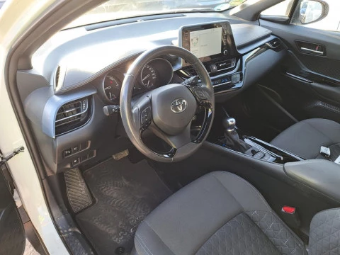 Toyota C-HR 2.0 180H Advance