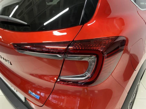 Renault Captur  Hibrido Enchufable  E-TECH Hibrido Enchufable Fast Track 117kW