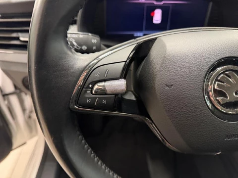 Skoda Kamiq 1.0 TSI AMBITION 115CV 5P