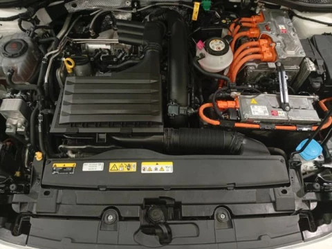 Seat Leon SP 1.4 e-Hybrid DSG S&S Xcellence Go L