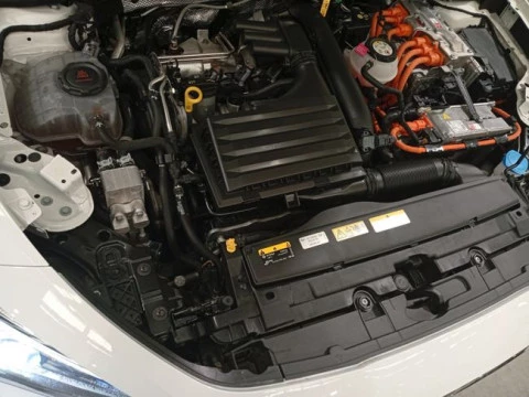 Seat Leon SP 1.4 e-Hybrid DSG S&S Xcellence Go L