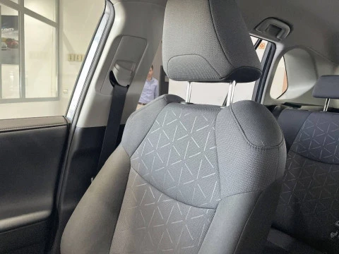 Toyota Rav4 2.5l 220H Advance