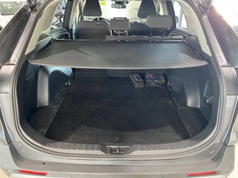 Toyota Rav4 2.5l 220H Advance