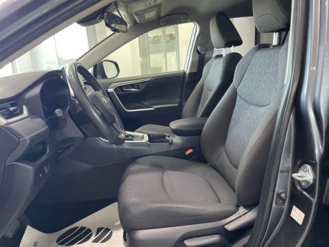 Toyota Rav4 2.5l 220H Advance