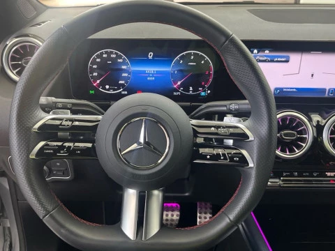 Mercedes-Benz GLA 200 d