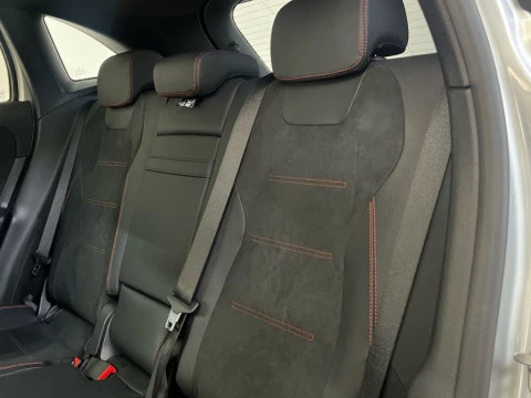 Mercedes-Benz GLA 200 d