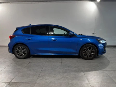 Ford Focus 1.0 ECOBOOTS  HYBRID STLINE